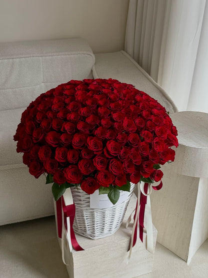Eternal Love - 99 Roses